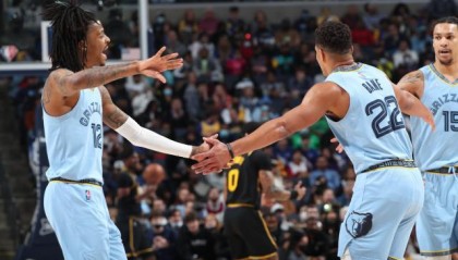 v站体育-这一刻，谁还会怀疑莫兰特是当今NBA前五控卫？