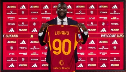 官方：卢卡库租借加盟罗马，将身披90号球衣